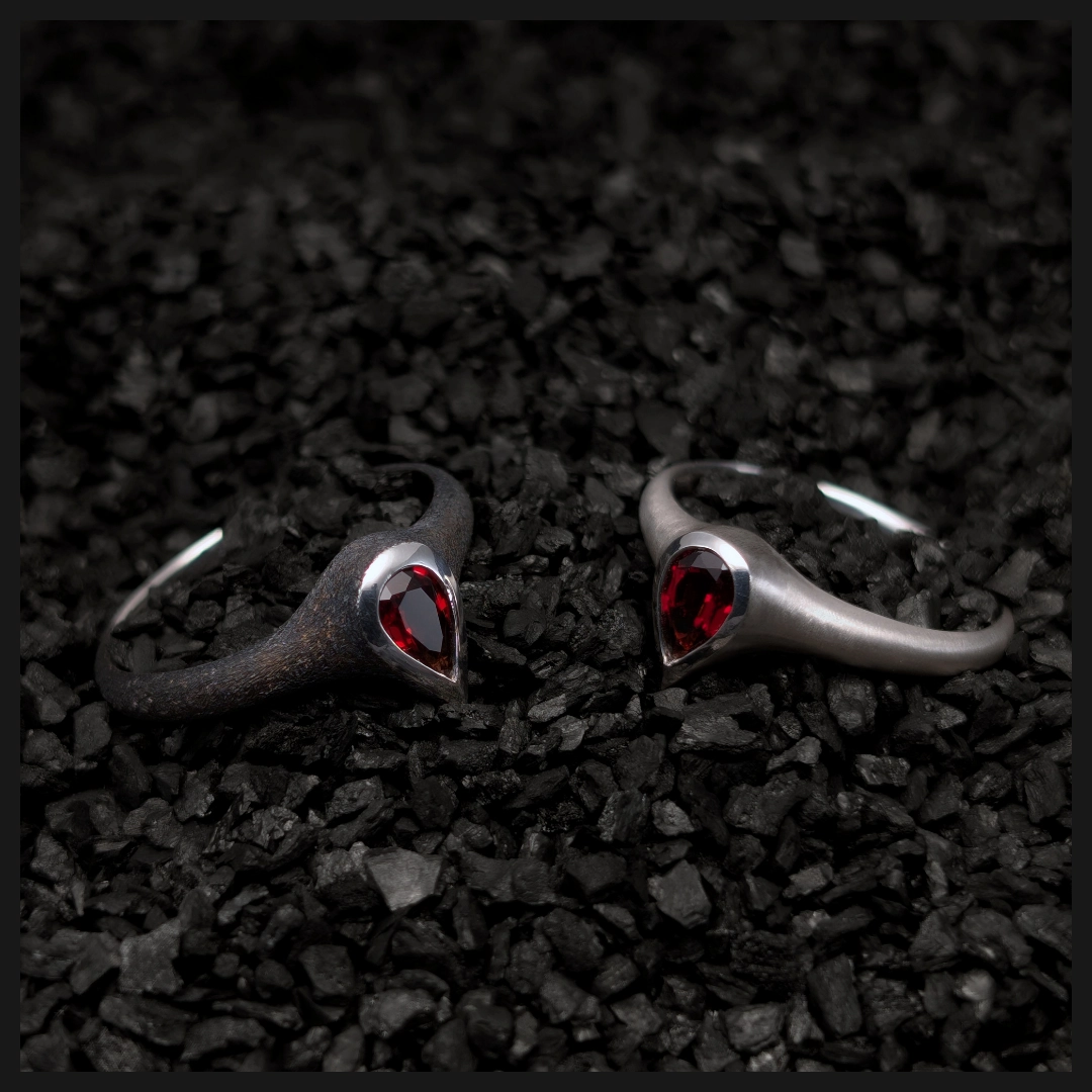[011] - EXA - The Honoured Ring Ag — pear - GAR - cover duo promo_WEBp